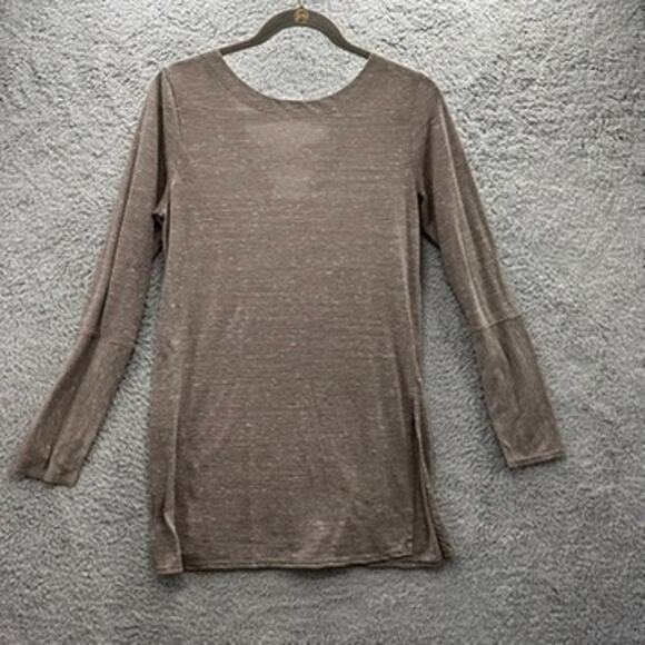 prAna Women's Medium Lightweight Activewear Shirt Cutout in Back Comfort Active - Picture 1 of 10